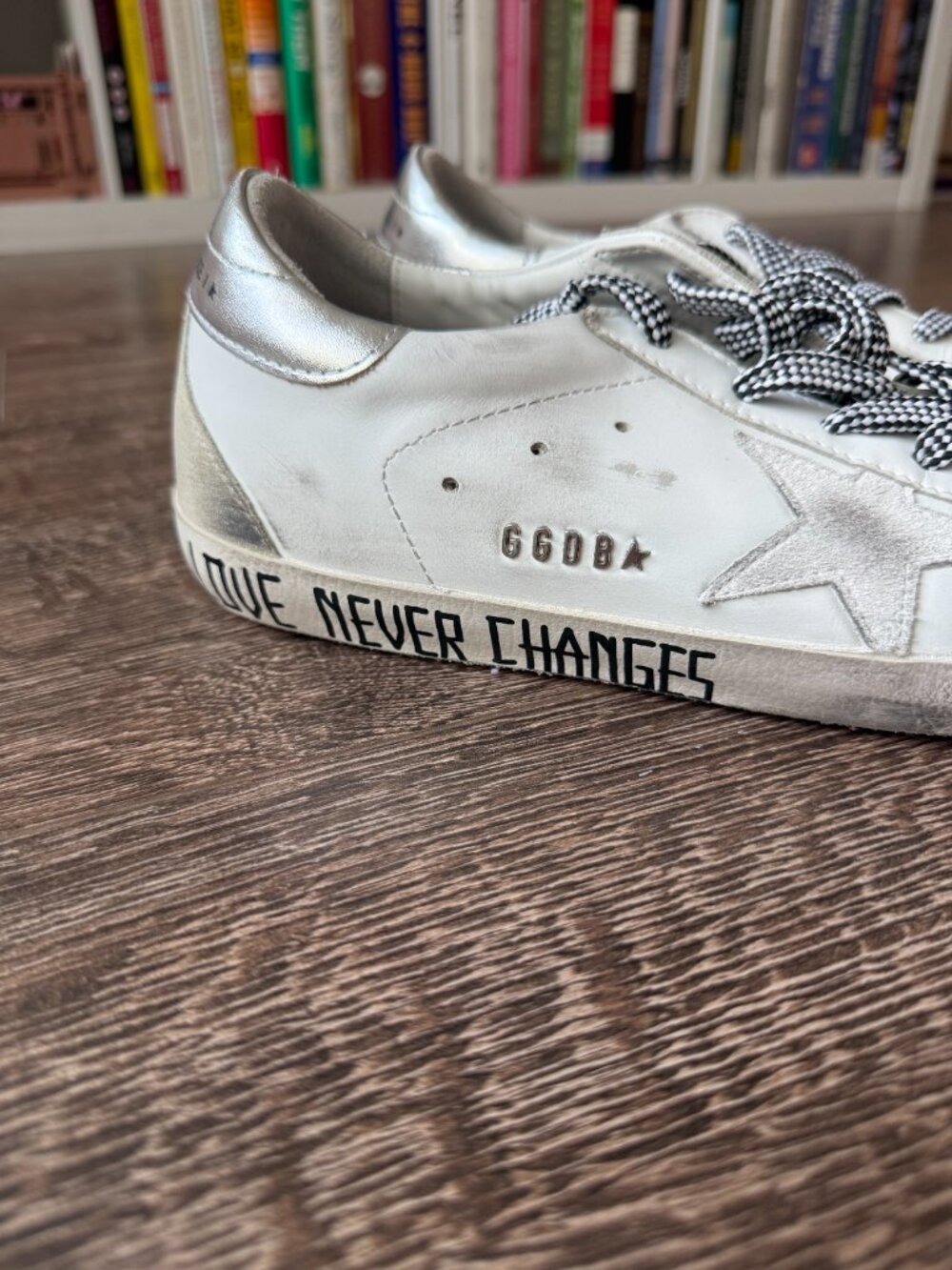 Golden Goose Super-Star White Silver Sneakers Size 40 - Picture 4 of 11